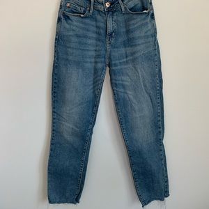 Mom Jeans : Medium Wash